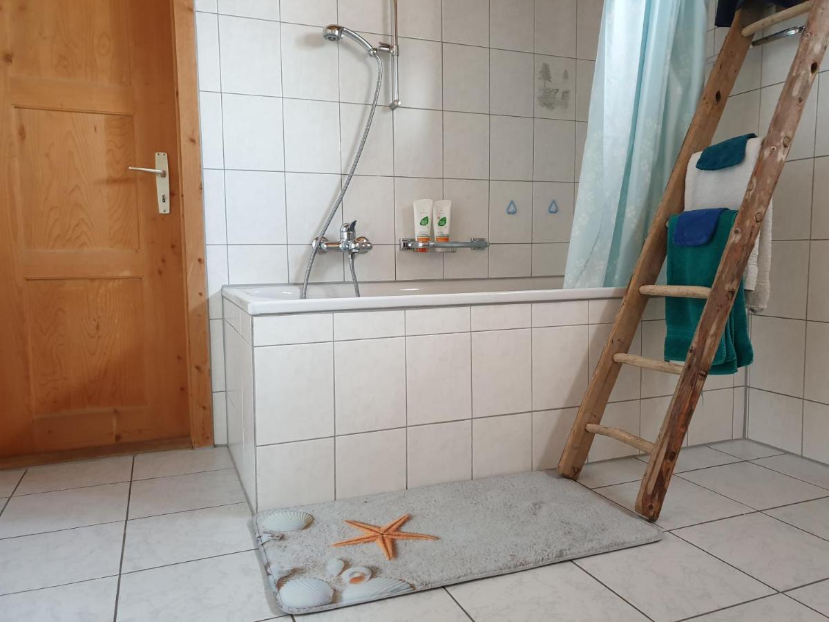 Ferienwohnung Antonia Surcuolm Eksteriør billede